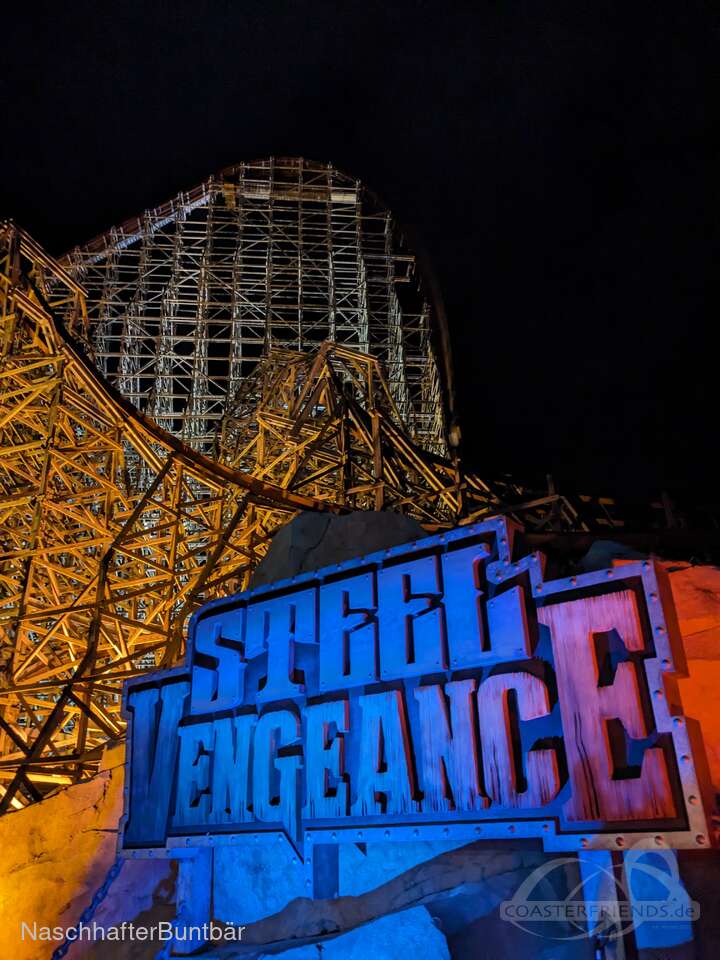 Steel Vengeance im Park Cedar Point Impressionen