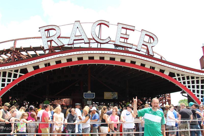 Racer (right side) im Park Kennywood Impressionen