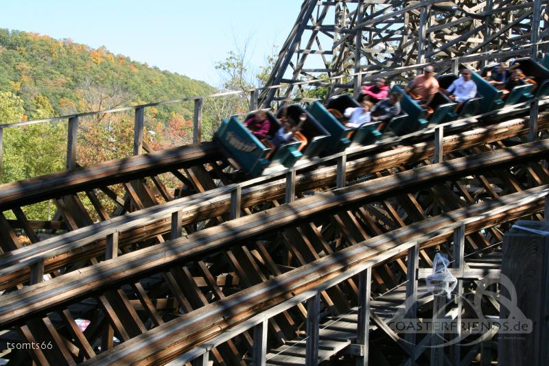 Twister im Park Knoebels Amusement Park & Resort Impressionen