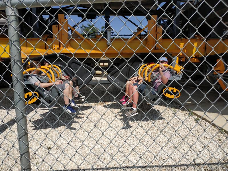 Batman: The Ride im Park Six Flags Fiesta Texas Impressionen