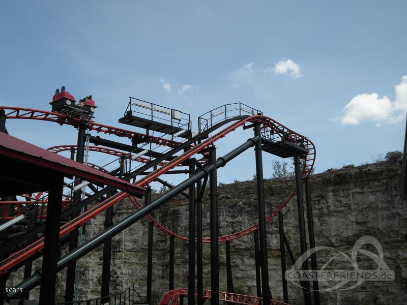 Pandemonium im Park Six Flags Fiesta Texas Impressionen