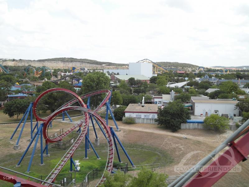 Superman Krypton Coaster im Park Six Flags Fiesta Texas Impressionen
