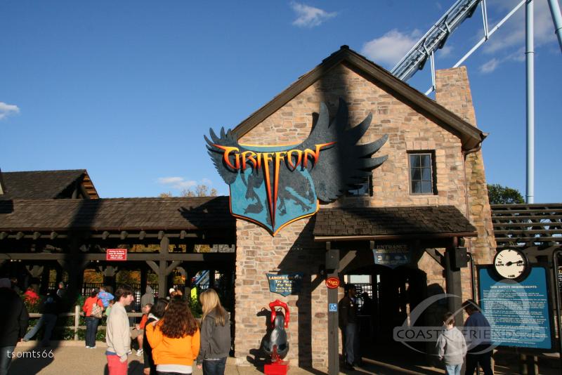 Griffon im Park Busch Gardens Williamsburg Impressionen