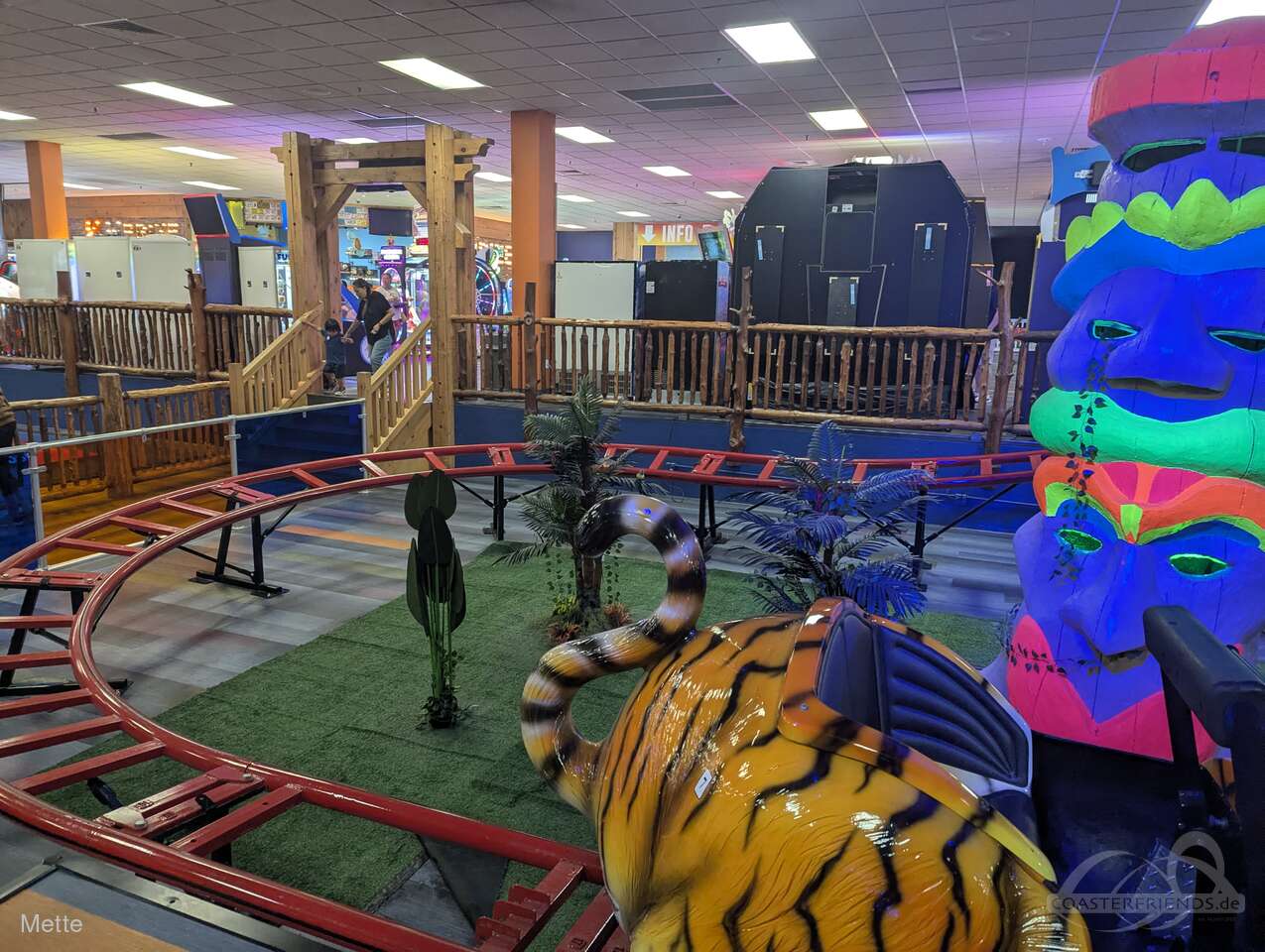 Knucklehead's Bowling & Family Entertainment Impressionen