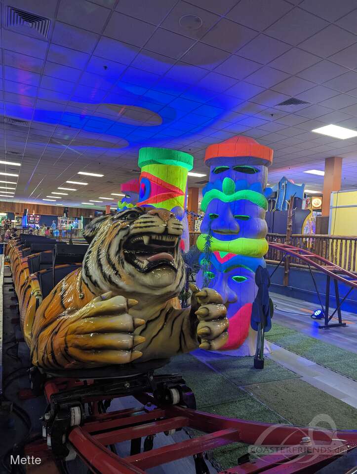 Knucklehead's Bowling & Family Entertainment Impressionen