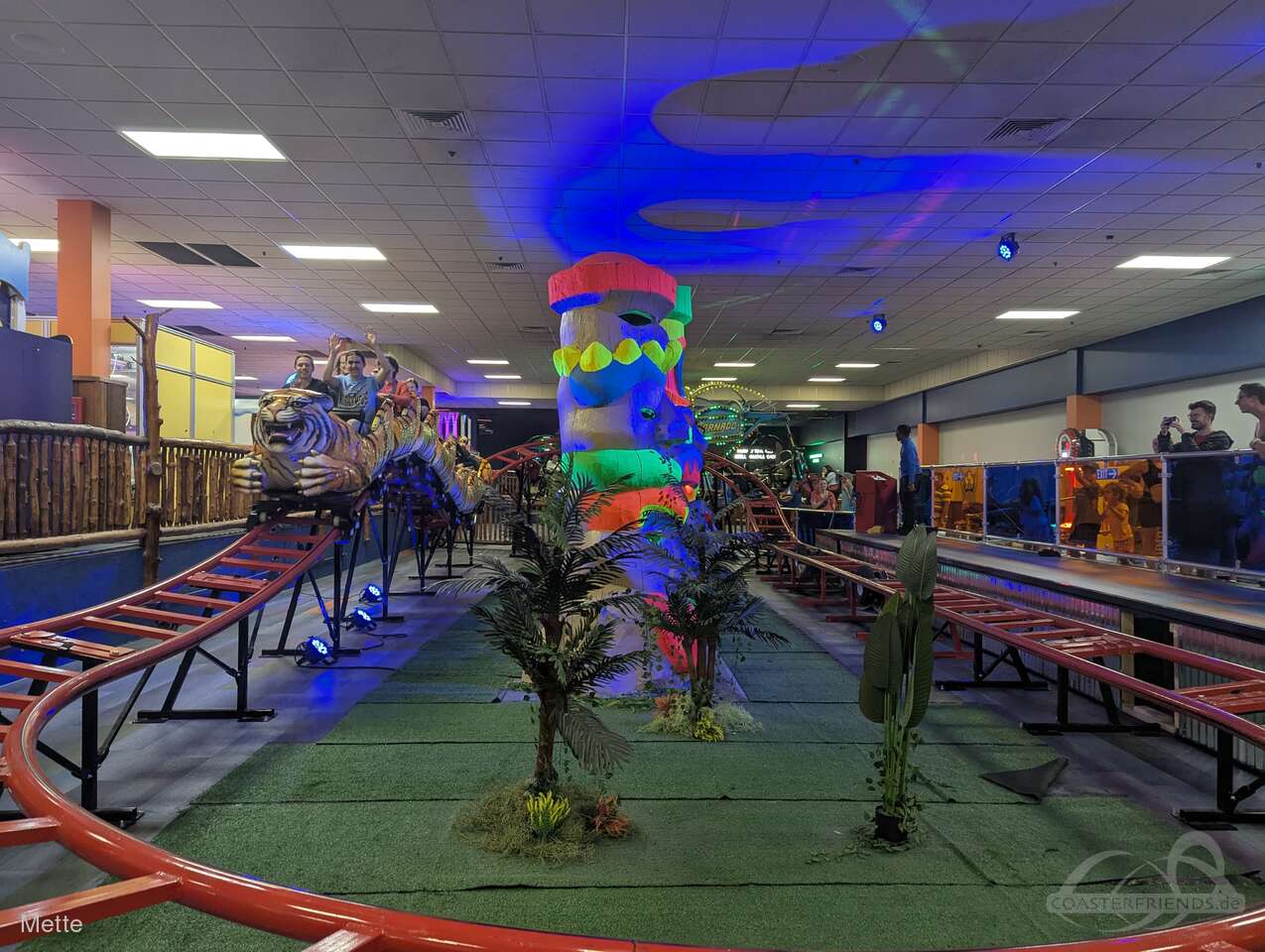 Knucklehead's Bowling & Family Entertainment Impressionen