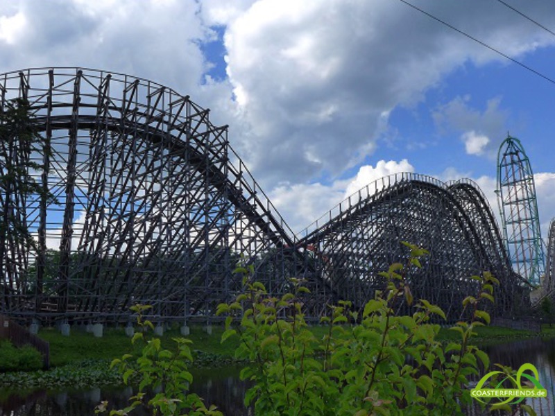 Nordamerika - https://coasterfriends.de/joomla//images/pcp_parkdetails/nordamerika/o2603_six_flags_great_adventure/content2.jpg