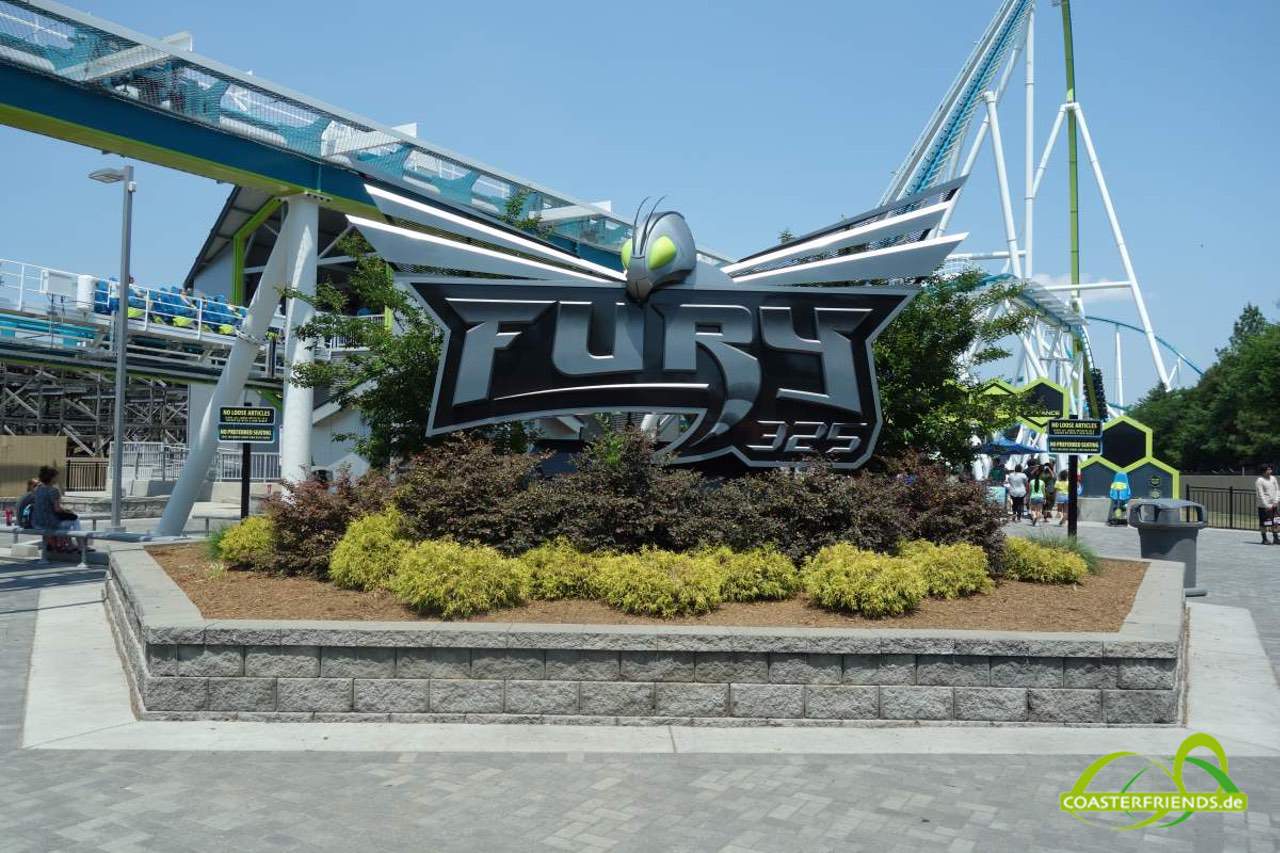 Nordamerika - https://coasterfriends.de/joomla//images/pcp_parkdetails/nordamerika/o342_carowinds/content3.jpg