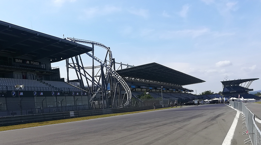 Die laengsten Achterbahnbauzeiten der Welt Heute der ausgebremsten Ring Racer vom Nuerburgring 8