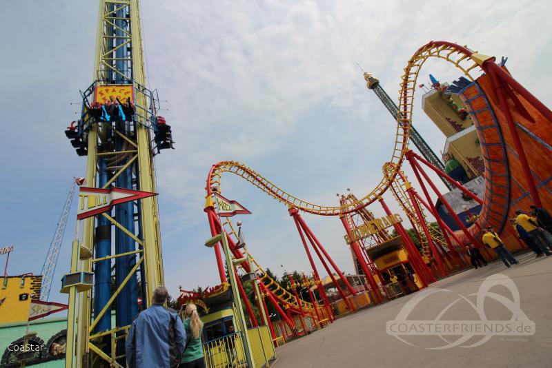 Boomerang im Parkcheckpoint für Freizeitparks und Achterbahnen