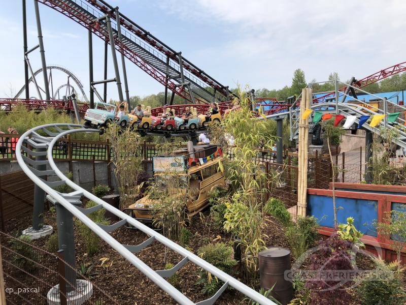 Jungle Rally im Parkcheckpoint für Freizeitparks und Achterbahnen