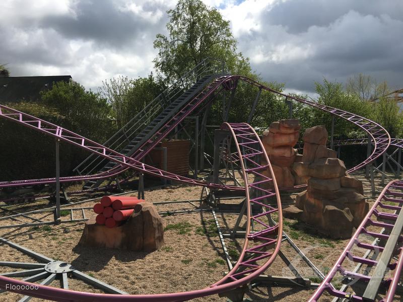 Speedy Gonzales im Parkcheckpoint für Freizeitparks und Achterbahnen