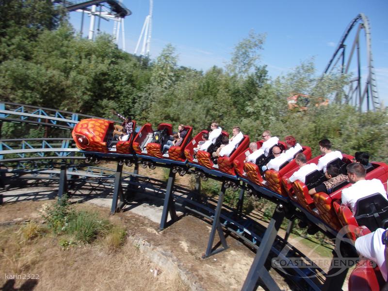 Flying Fish im Parkcheckpoint für Freizeitparks und Achterbahnen