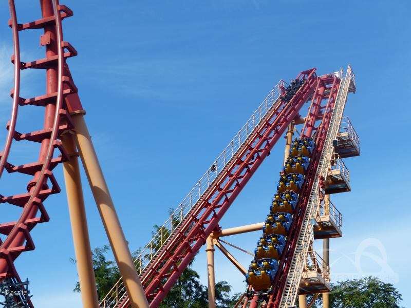 Flashback im Parkcheckpoint für Freizeitparks und Achterbahnen